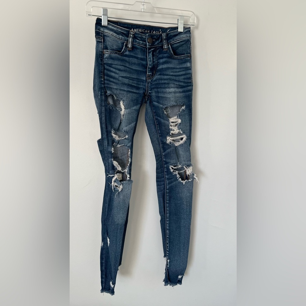 American Eagle jegging crop regular ripped jeans size 0